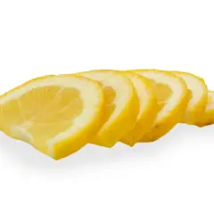 Skivor av citron, perfekta för att bleka håret med citron eller för att ge smak åt mat och dryck.